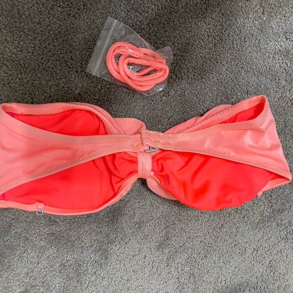 Victoria Secret Swim Bandeau - Picture 5 of 8